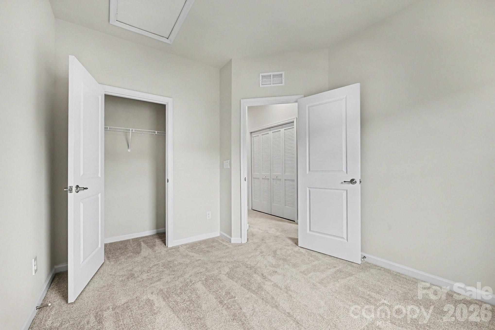 2405 Autumn Olive Lane Property Photo 25