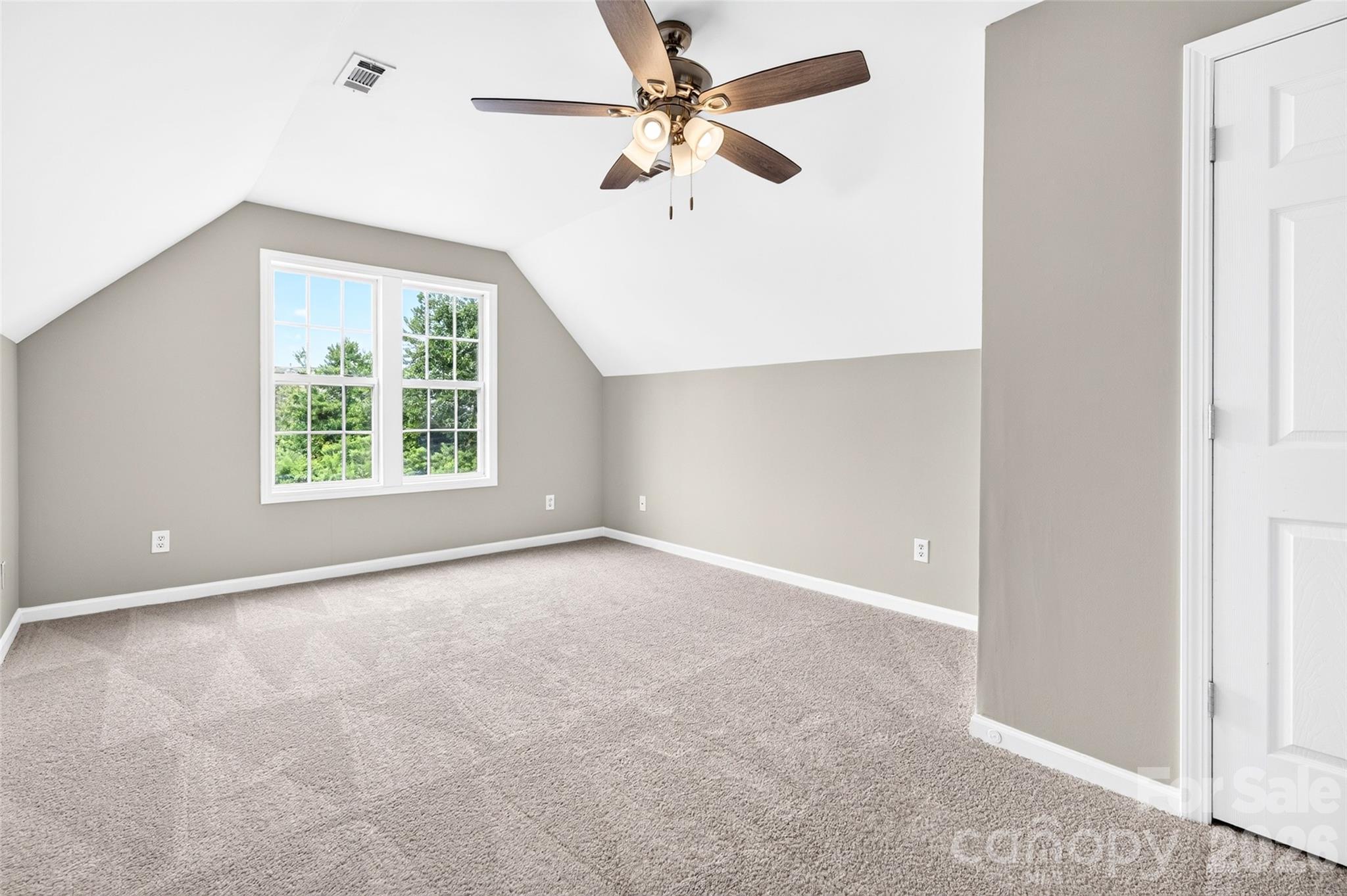 3808 Nuthatch Drive Property Photo 30