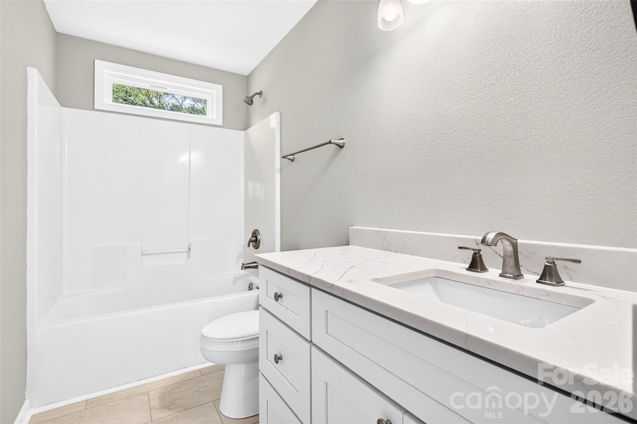 3808 Nuthatch Drive Property Photo 32