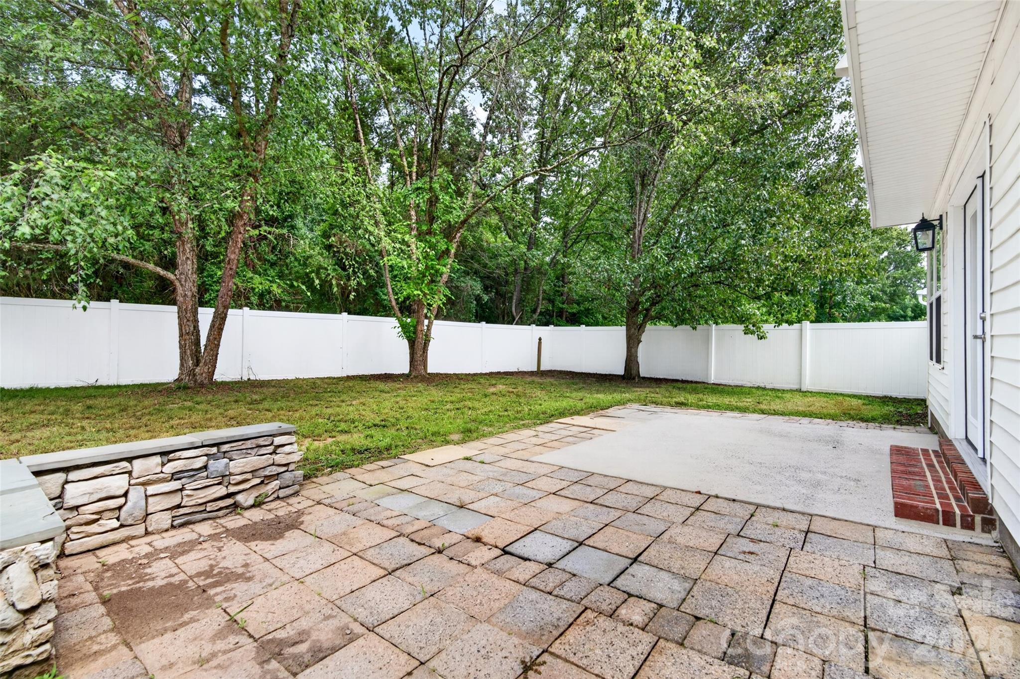 3808 Nuthatch Drive Property Photo 36