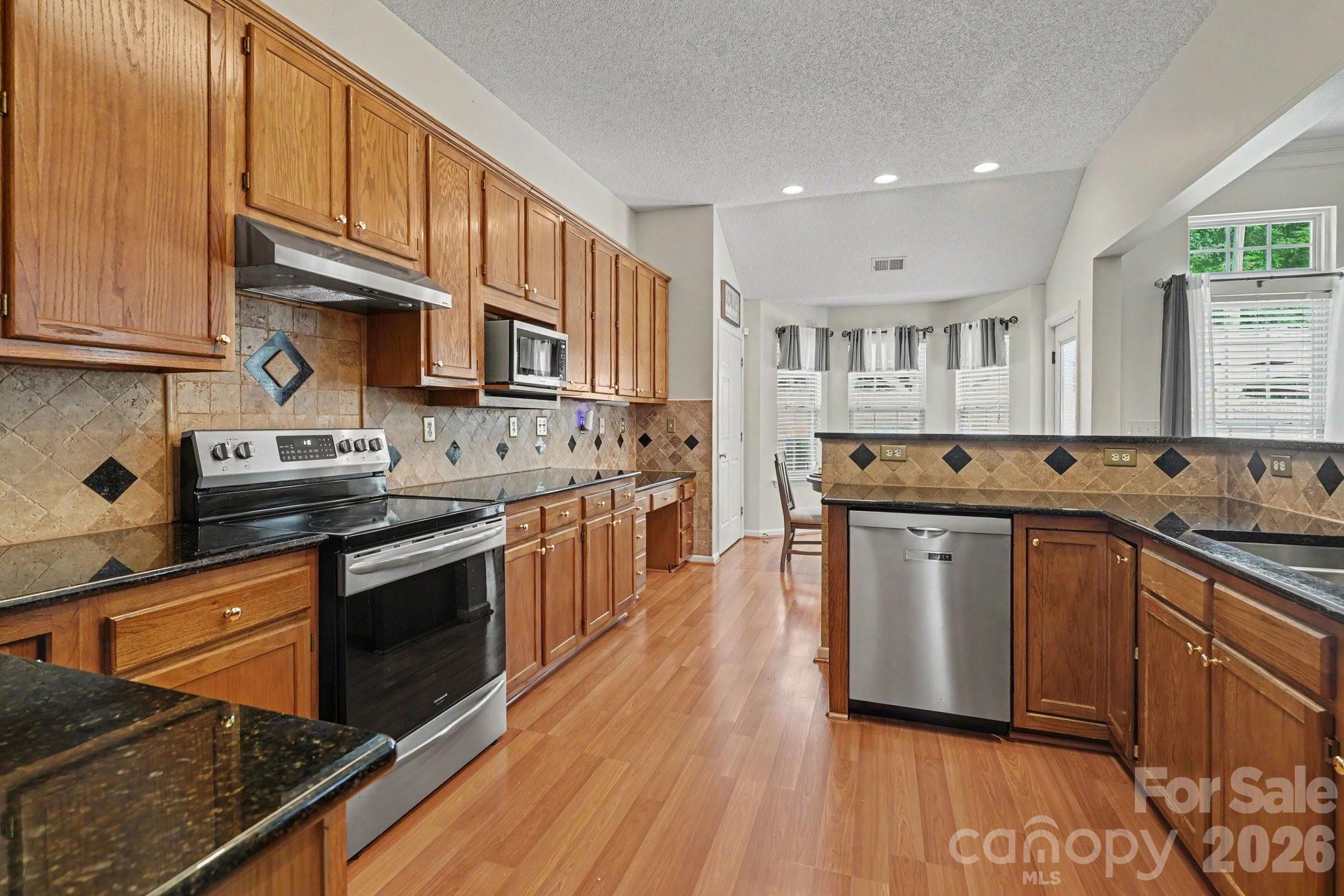 1523 Sweetgum Lane Property Photo 8