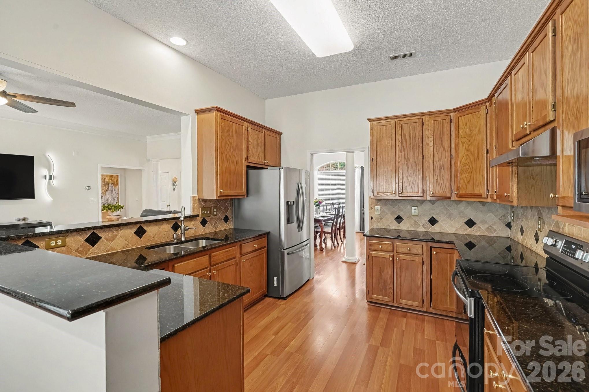 1523 Sweetgum Lane Property Photo 9