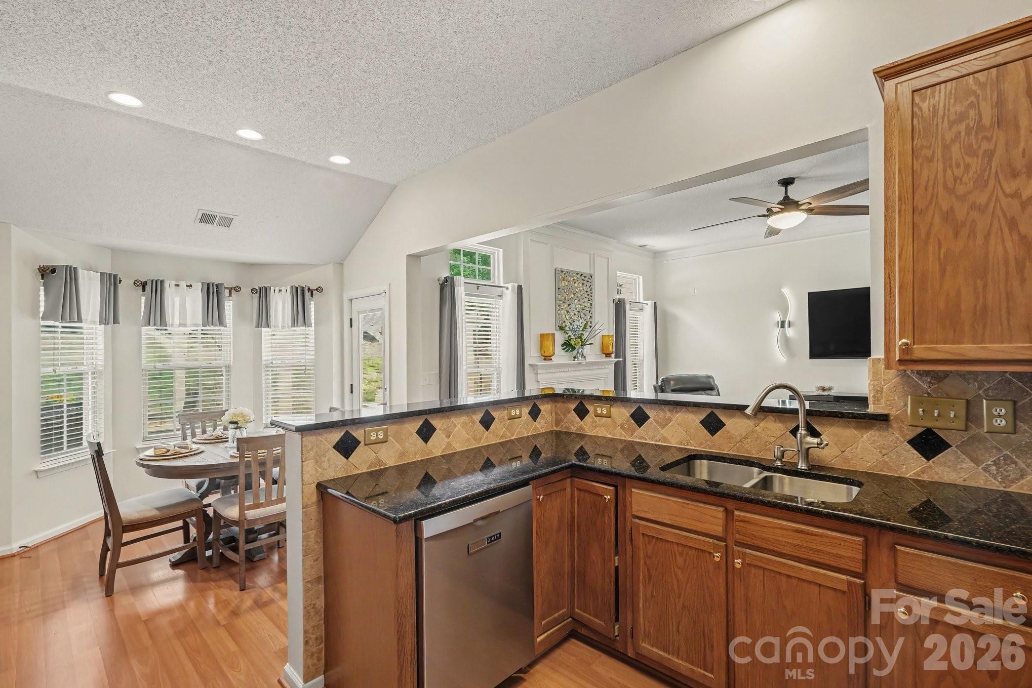 1523 Sweetgum Lane Property Photo 10