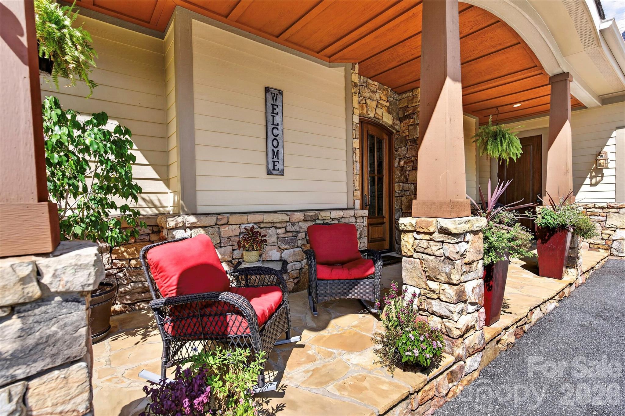 851 Sunlight Ridge Drive Property Photo 15