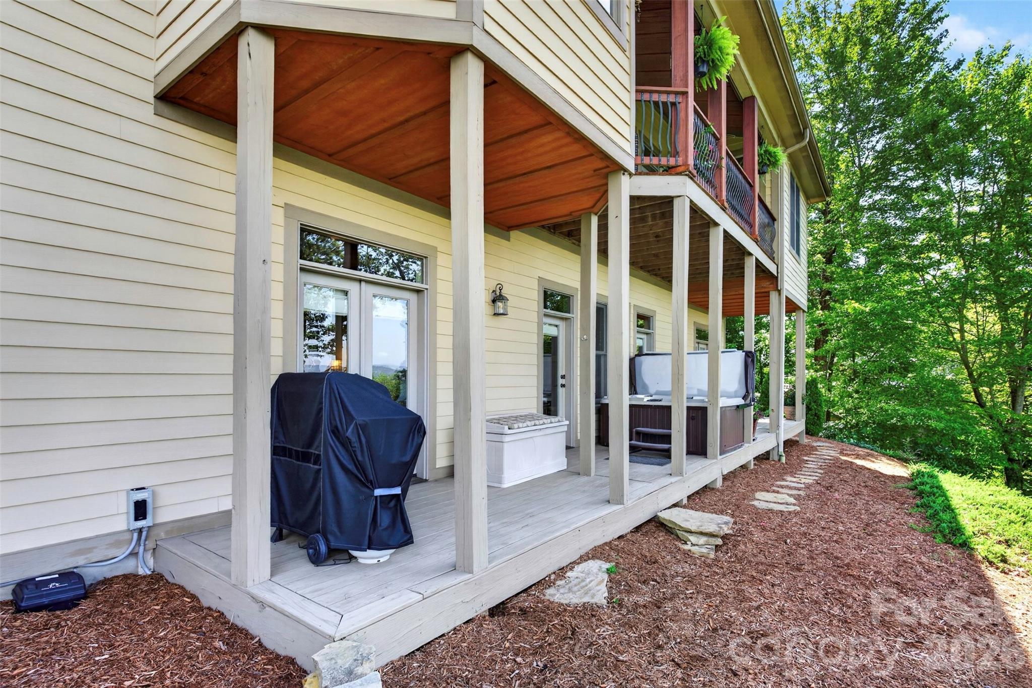 851 Sunlight Ridge Drive Property Photo 37