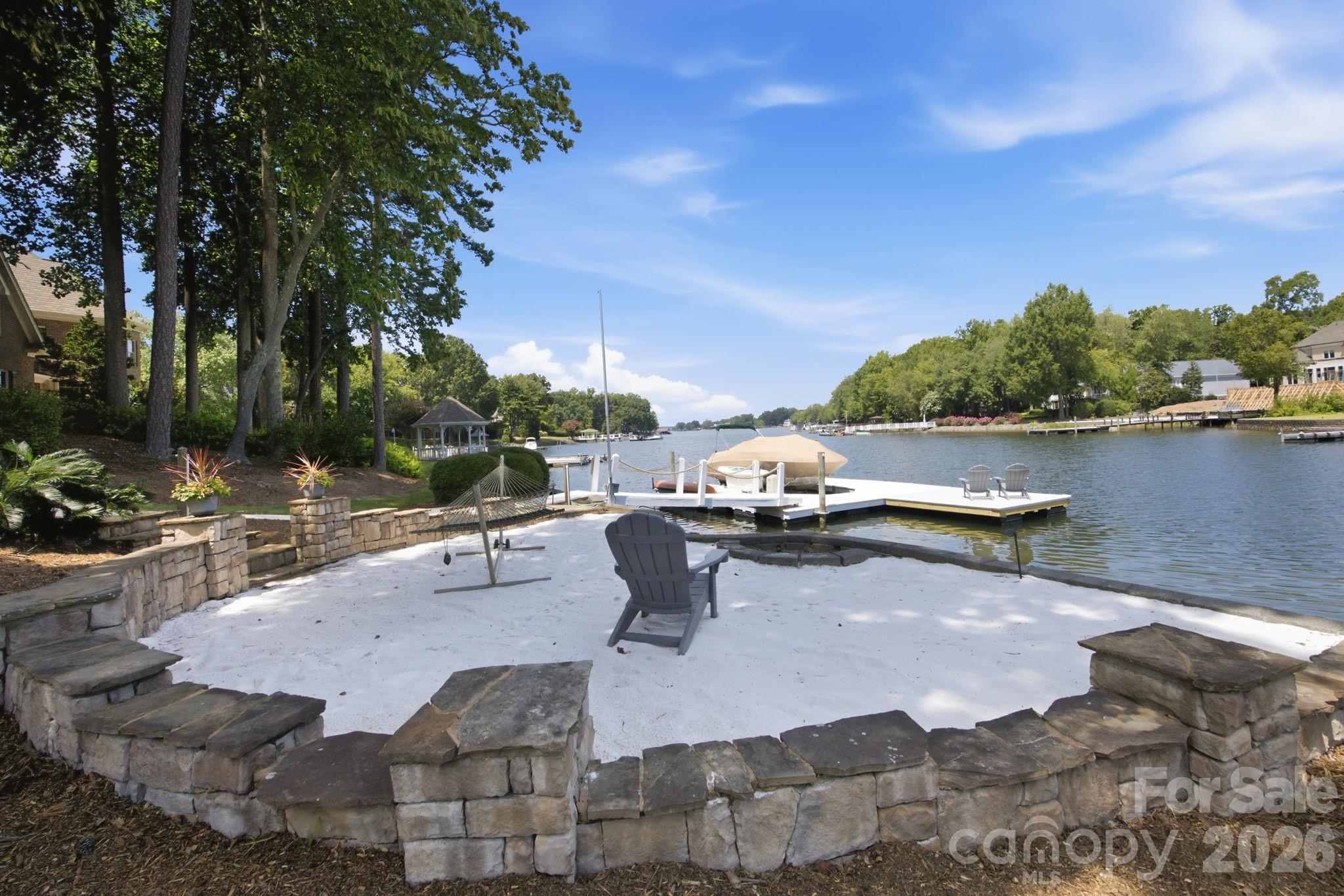 19318 Mary Ardrey Circle Property Photo 4