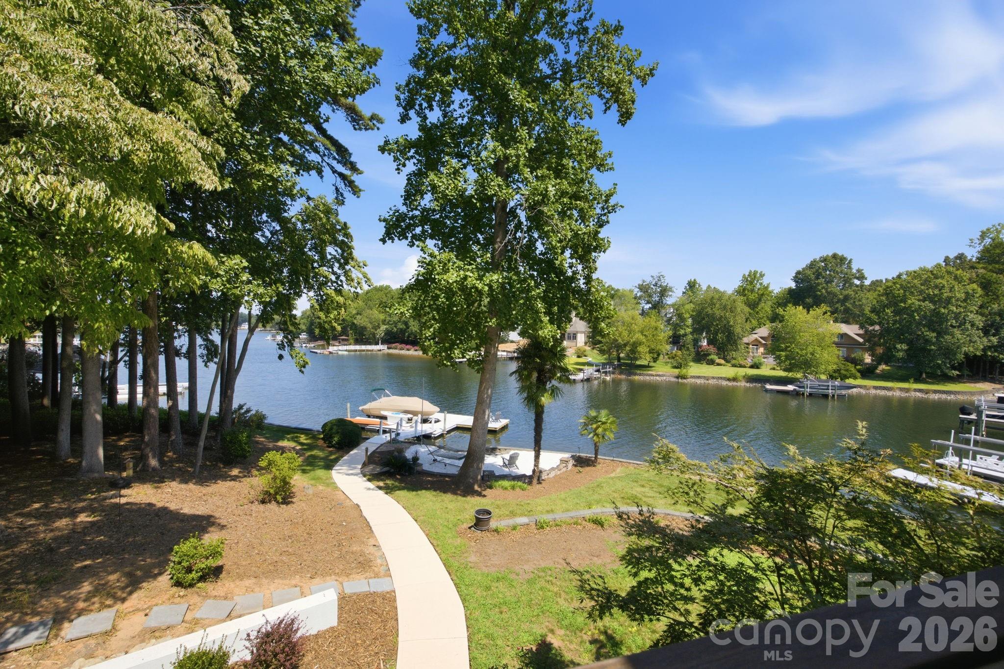 19318 Mary Ardrey Circle Property Photo 6