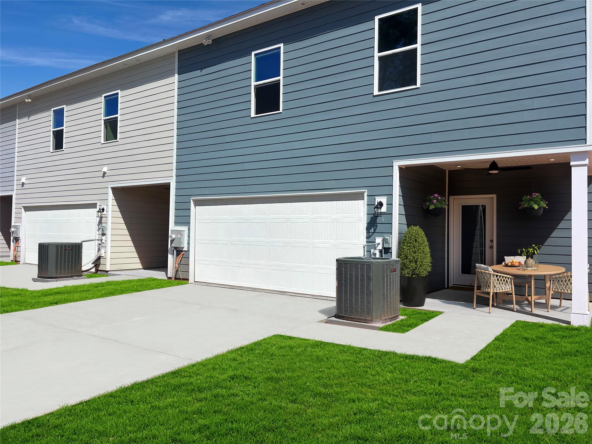 1421 Towns Valley Property Photo 2