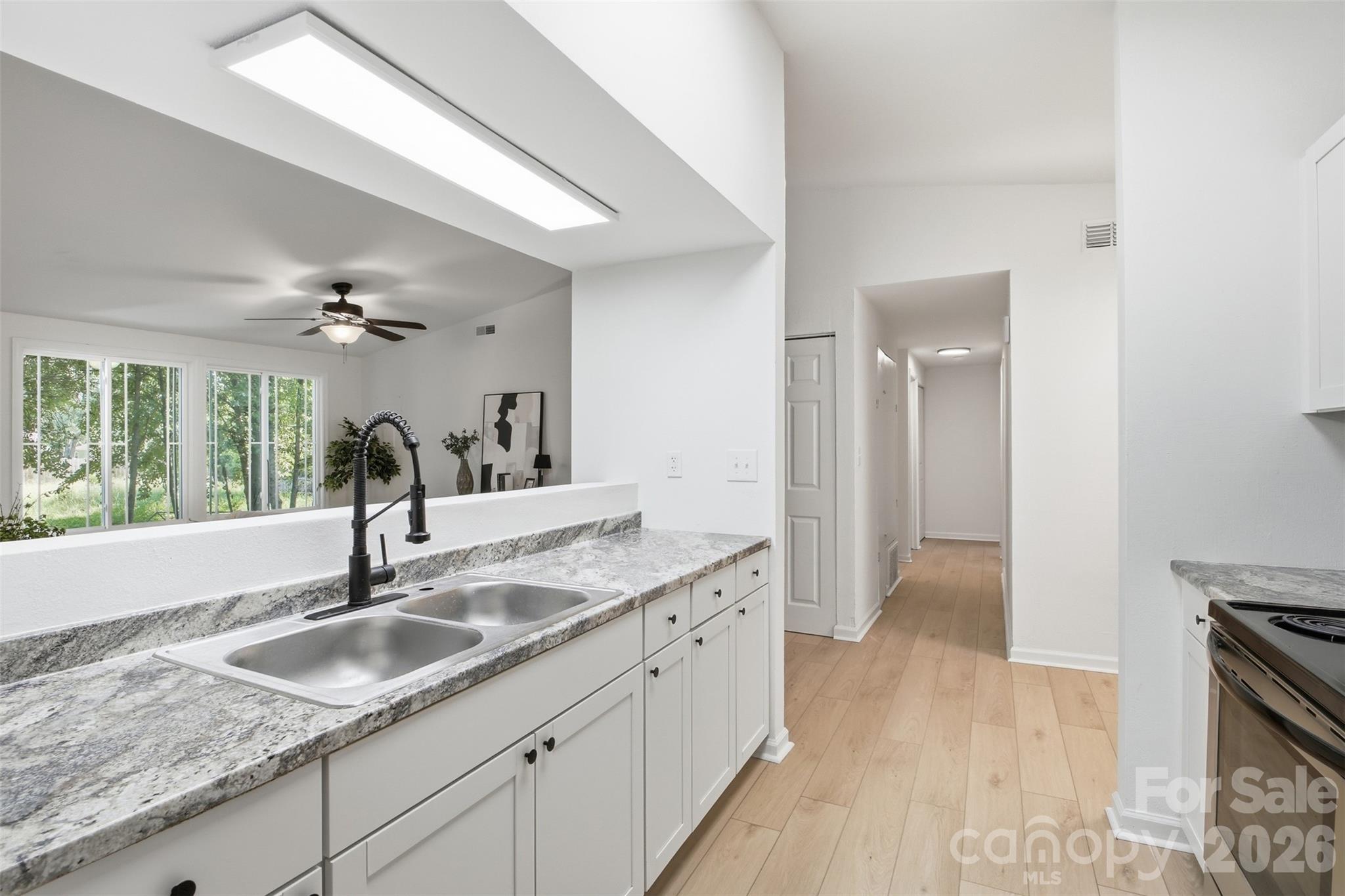 2526 Nickelridge Court Property Photo 8