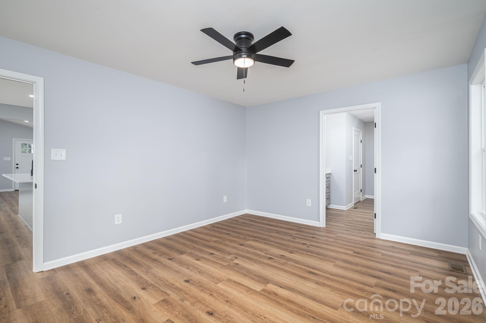 511 N State Street Property Photo 21