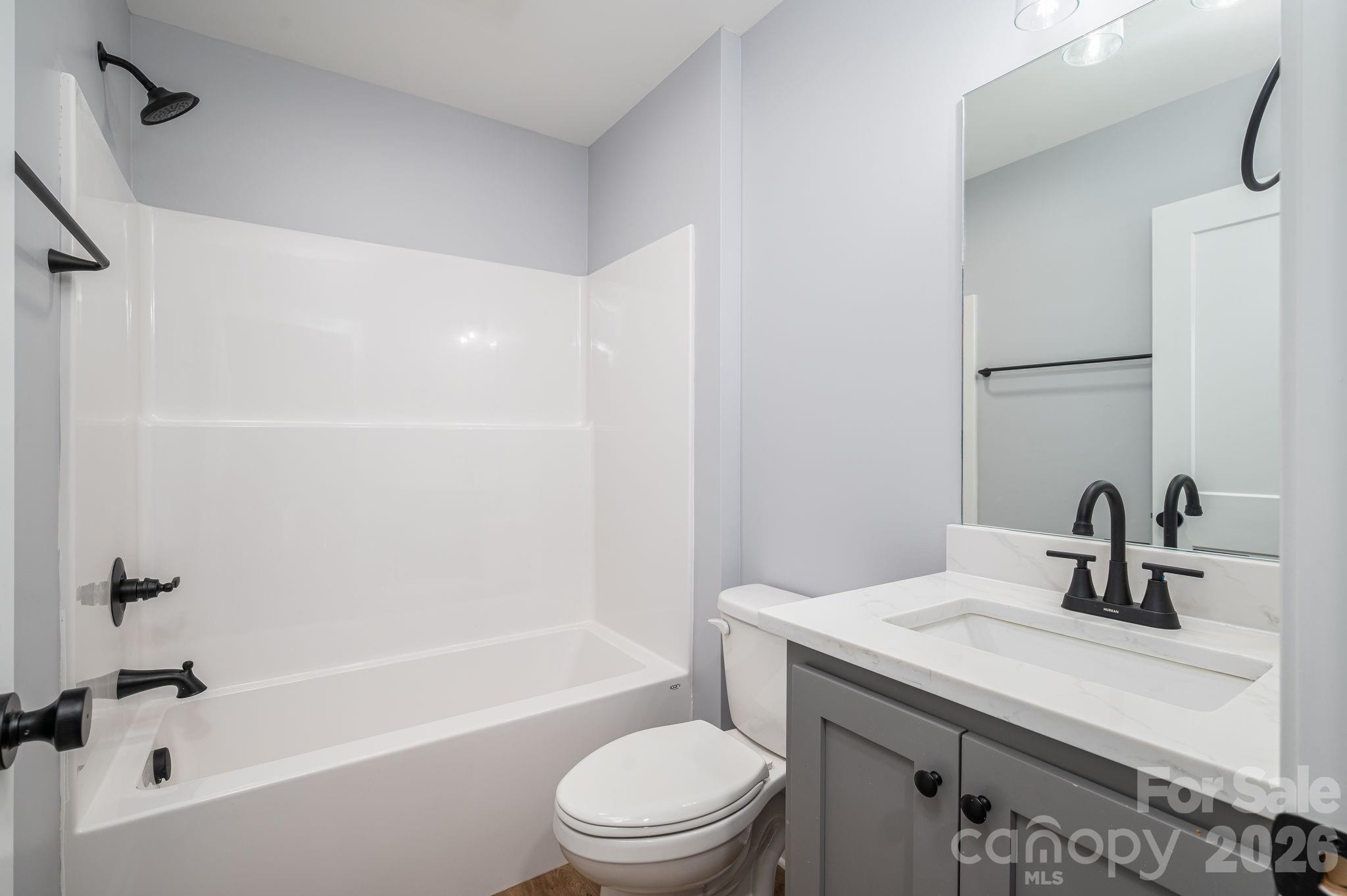 511 N State Street Property Photo 23