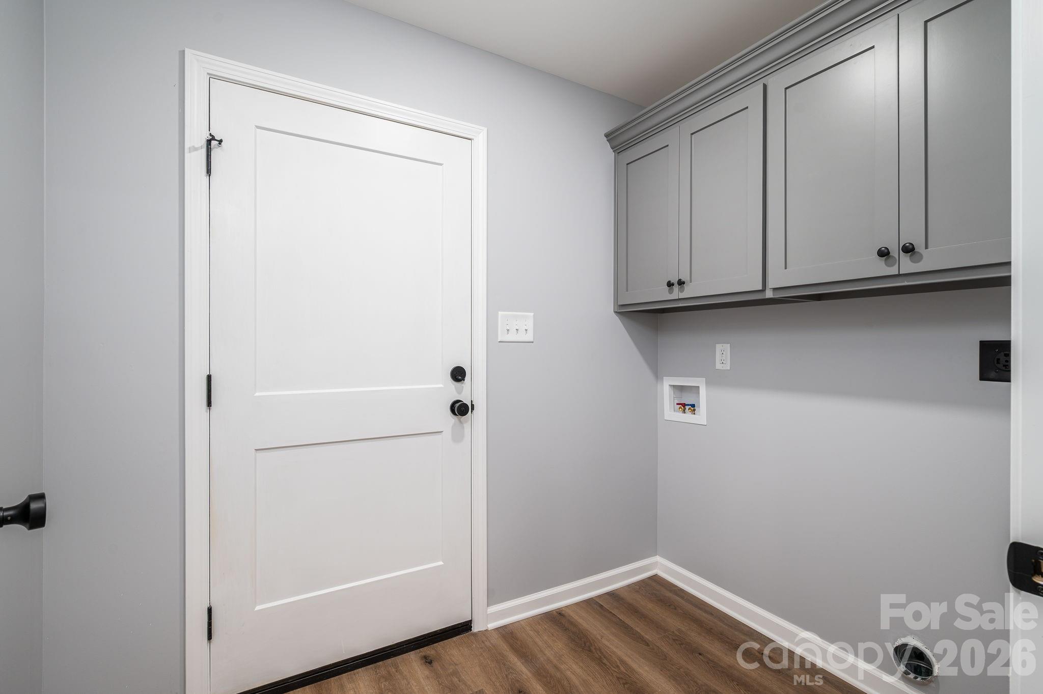 511 N State Street Property Photo 26