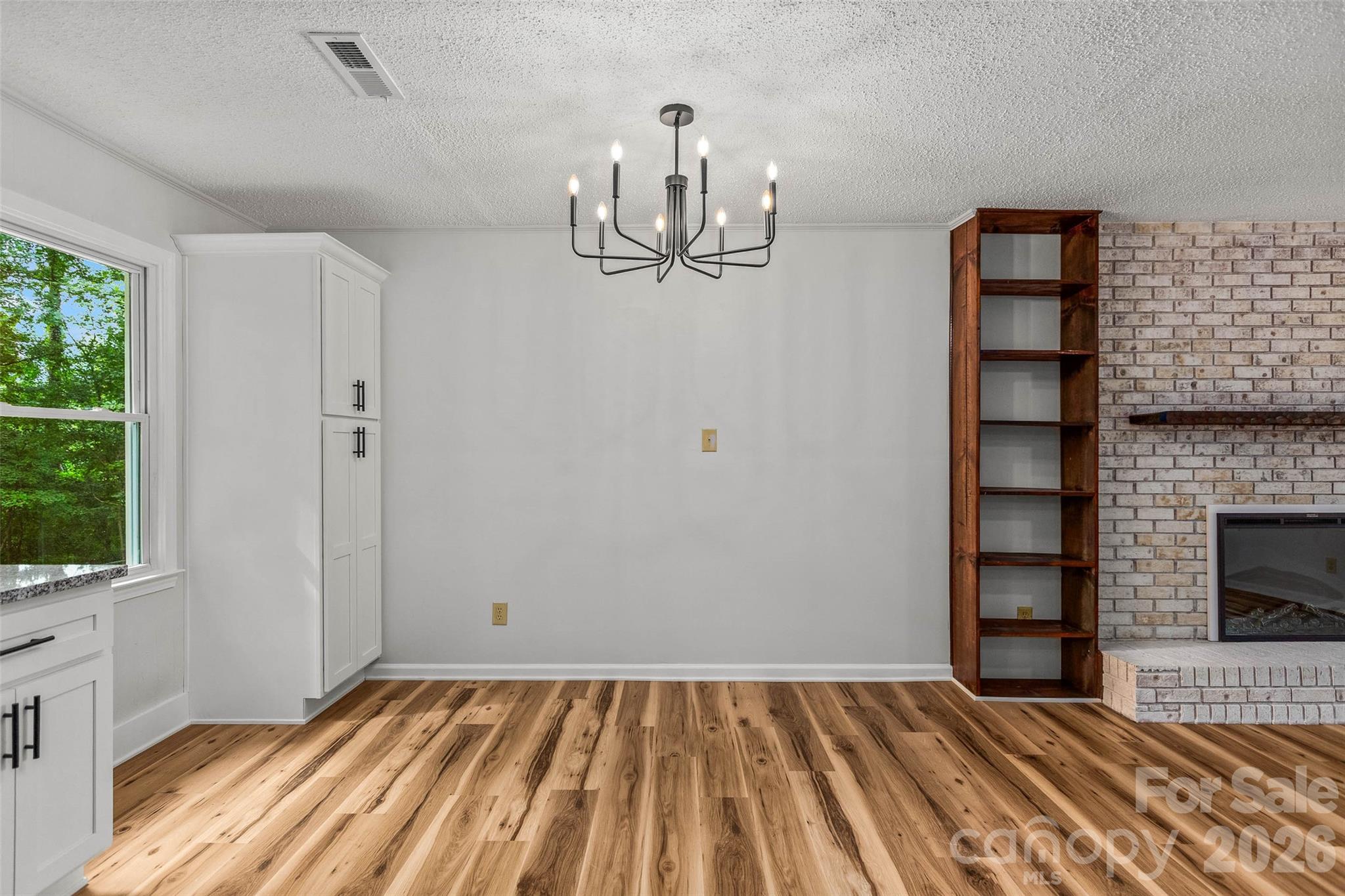 248 Harriet Lane Property Photo 9