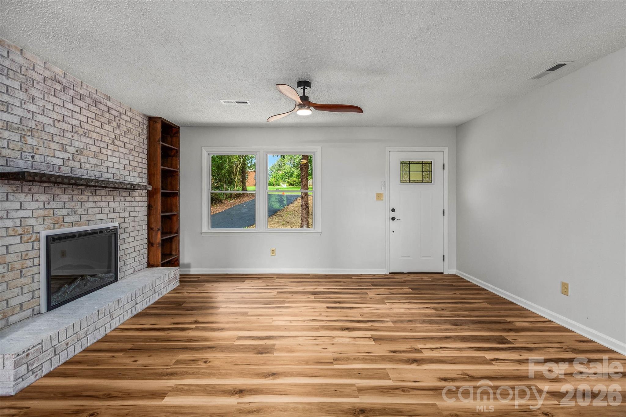 248 Harriet Lane Property Photo 11