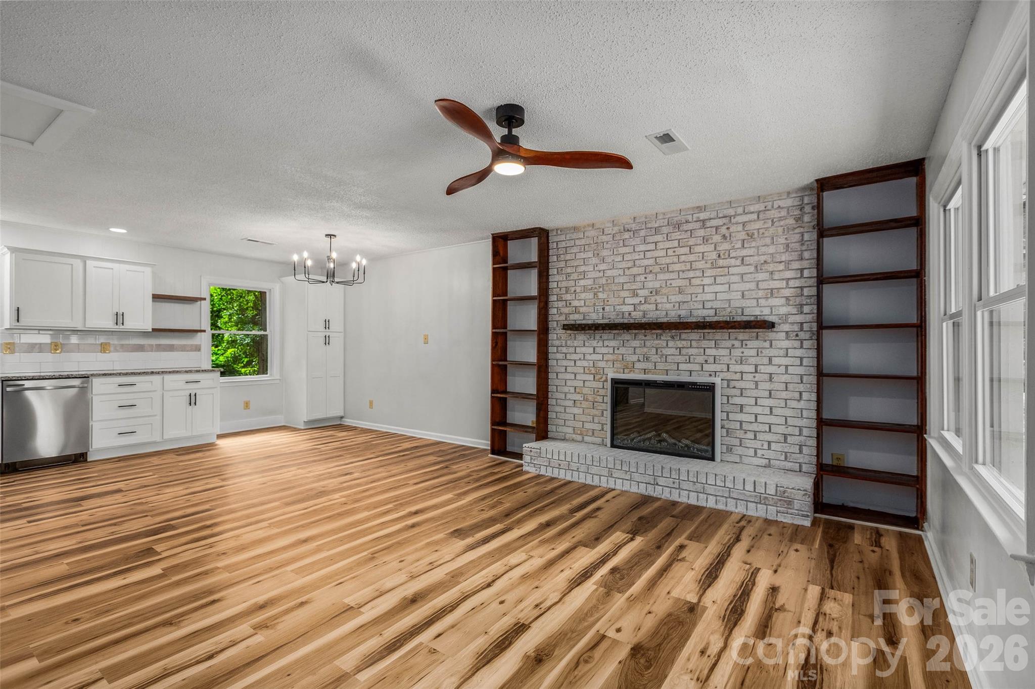 248 Harriet Lane Property Photo 12