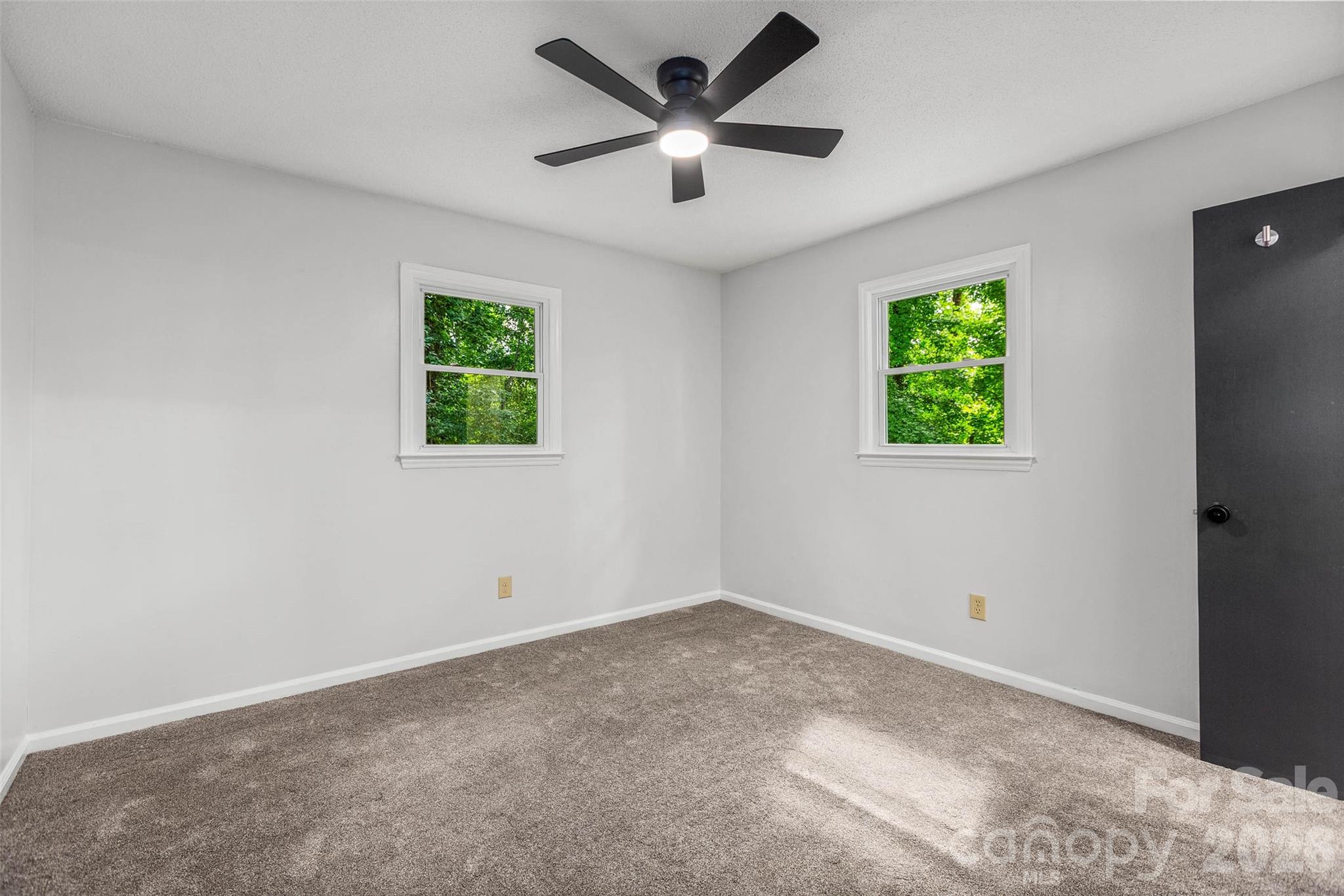 248 Harriet Lane Property Photo 16