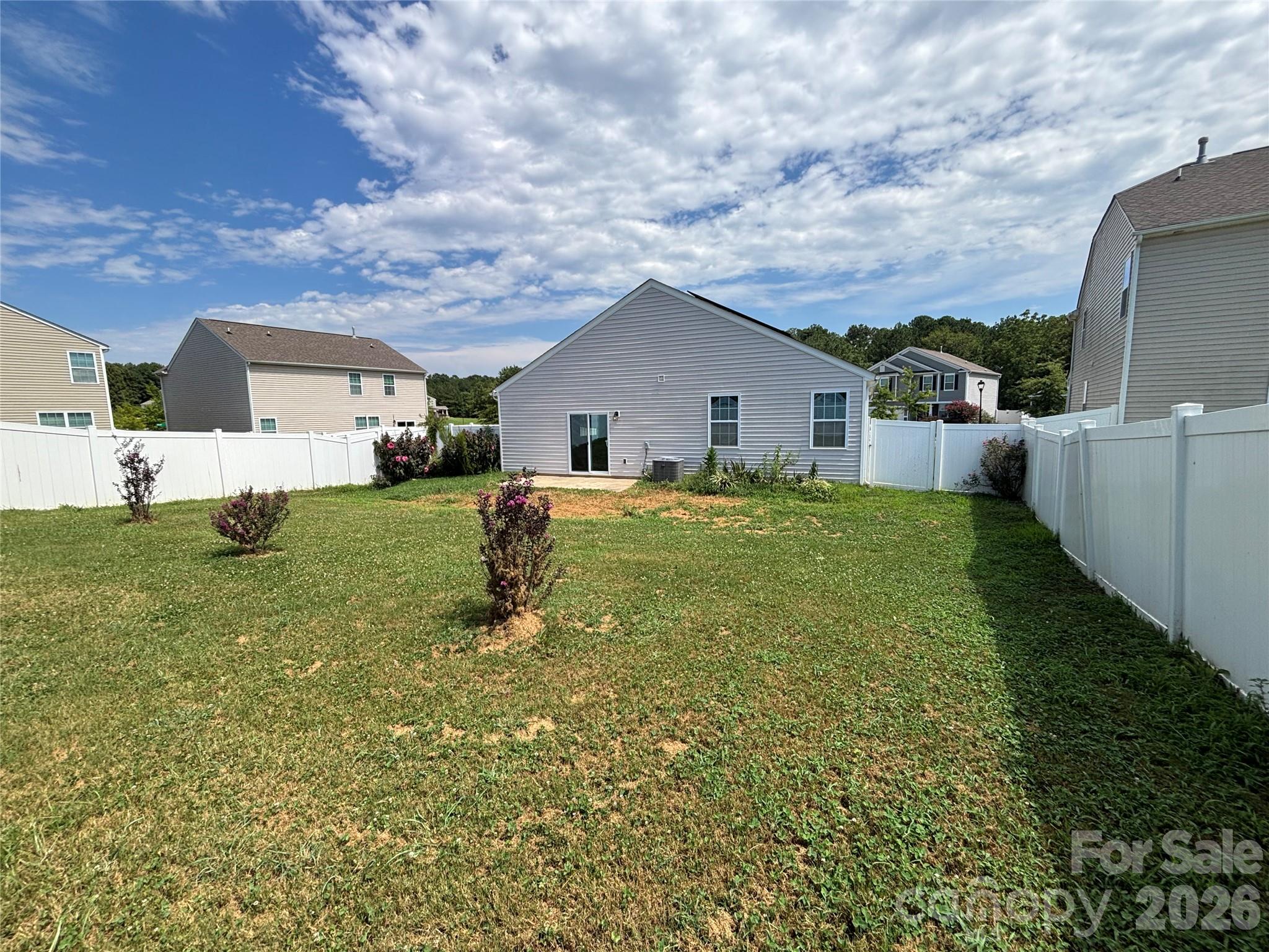 6816 Pennyroyal Way Property Photo 2