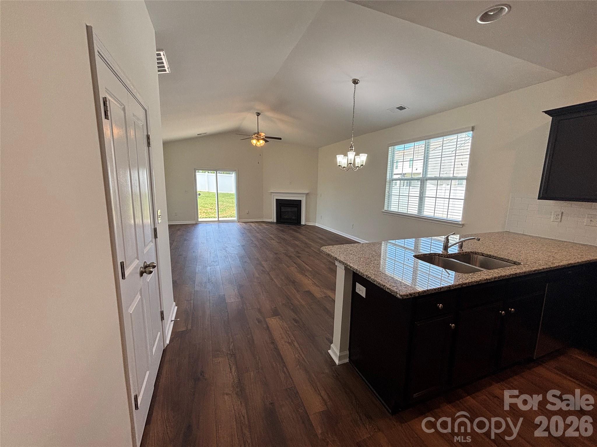 6816 Pennyroyal Way Property Photo 5