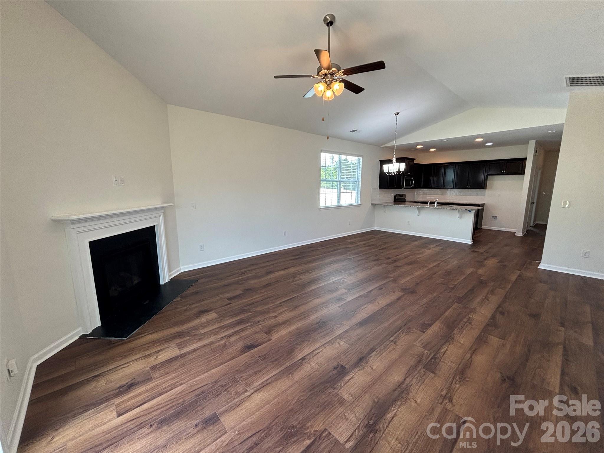 6816 Pennyroyal Way Property Photo 6