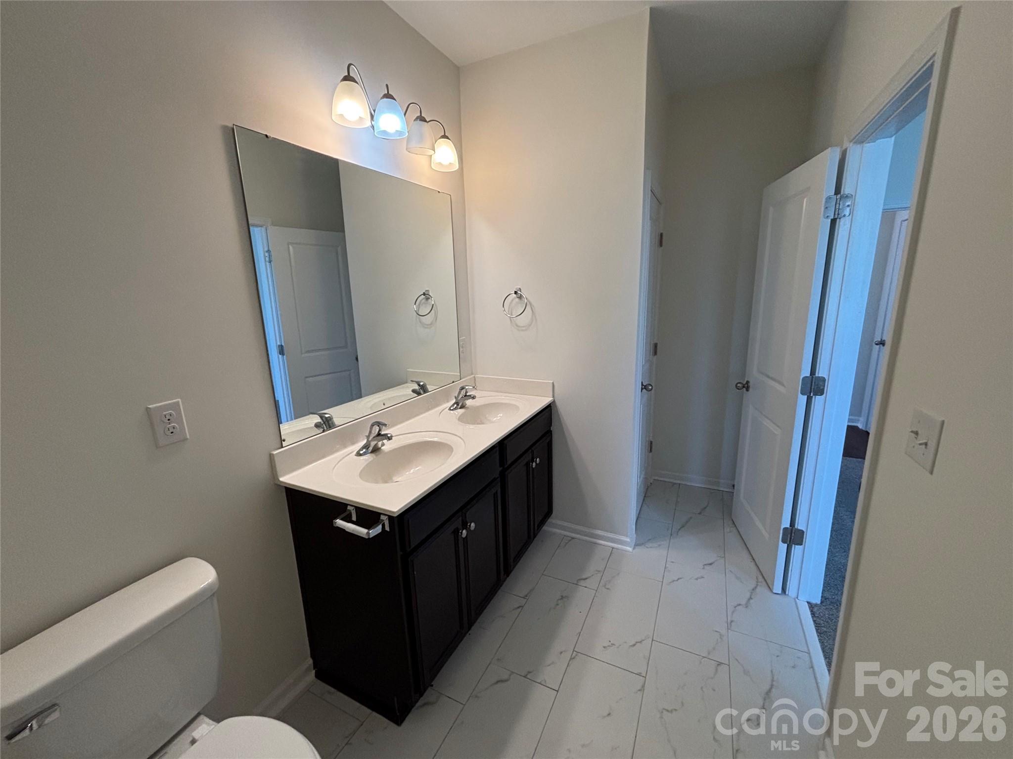 6816 Pennyroyal Way Property Photo 12