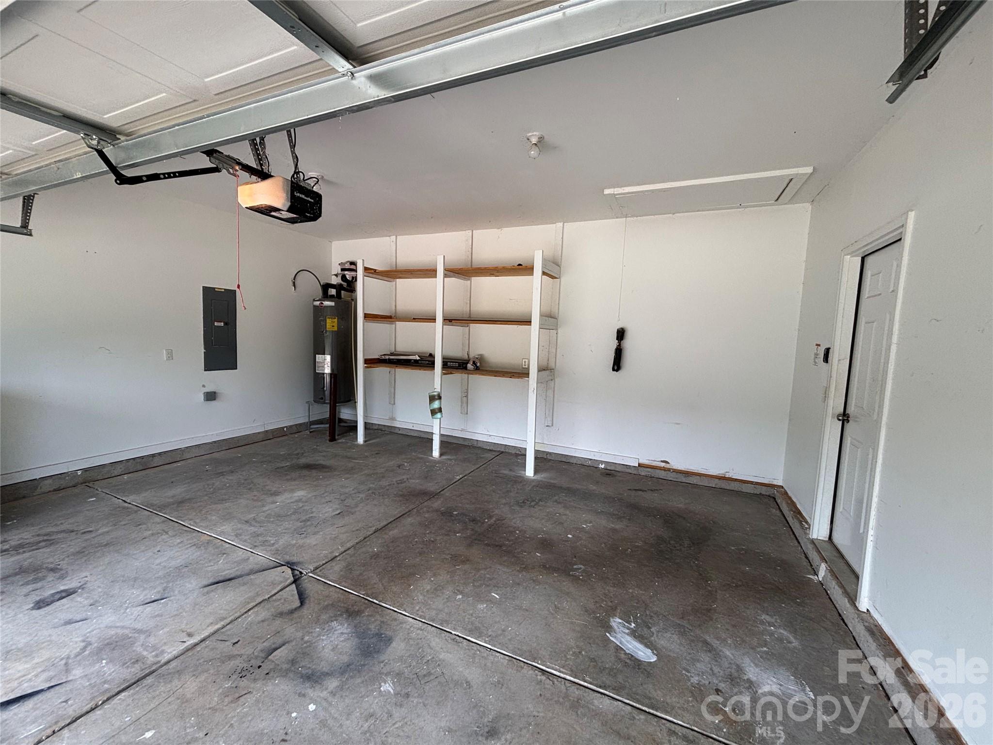 6816 Pennyroyal Way Property Photo 31