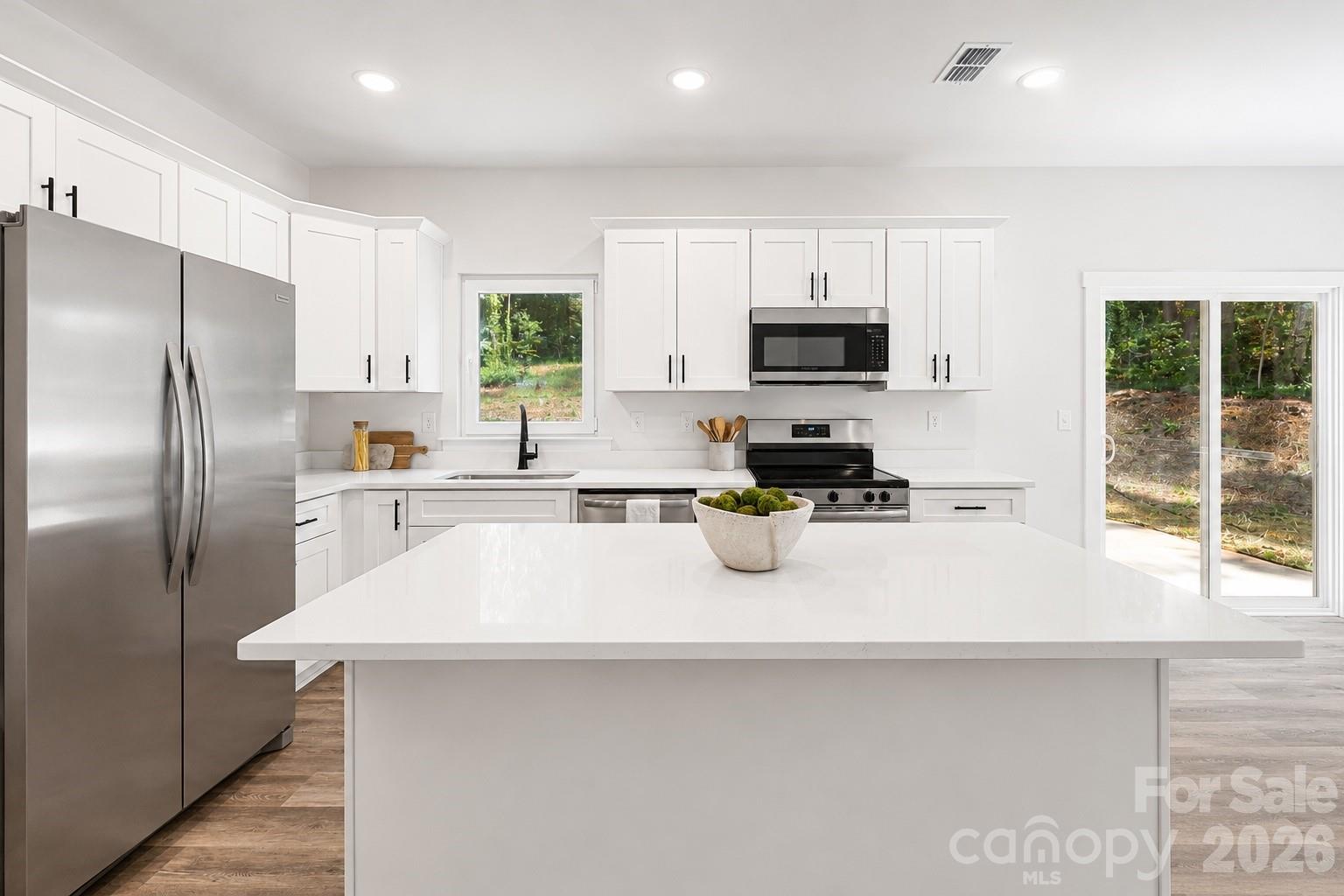 4147 2nd Street Property Photo 6