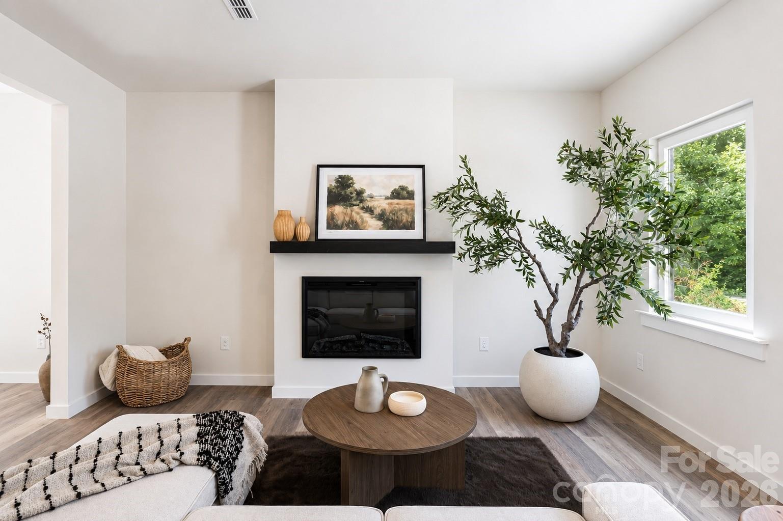 4147 2nd Street Property Photo 11