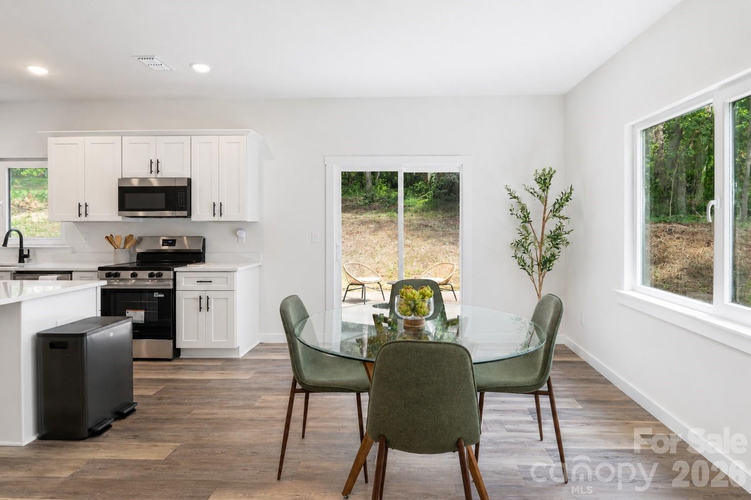 4147 2nd Street Property Photo 14