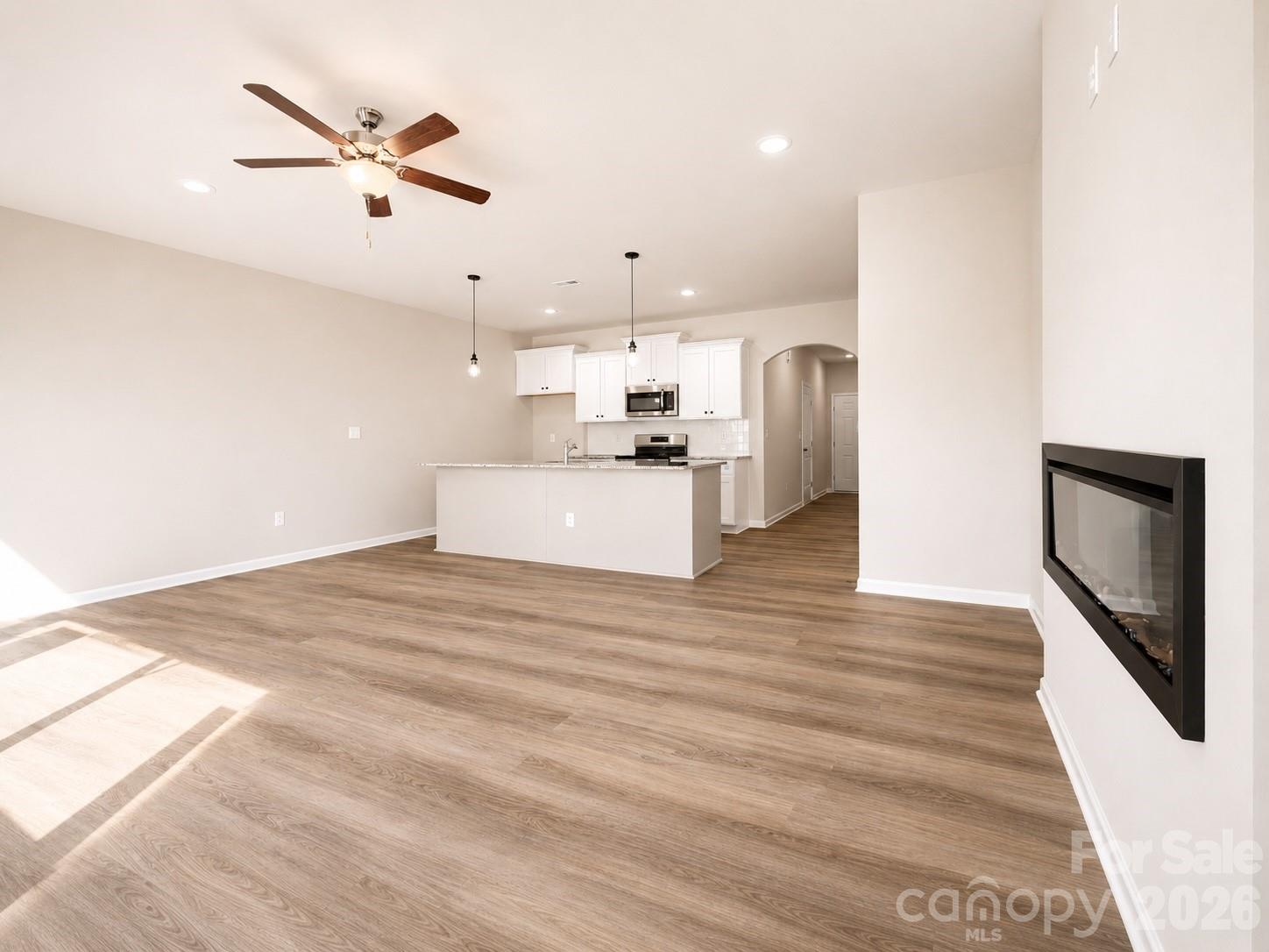 3048 Aberleaf Lane Property Photo 4