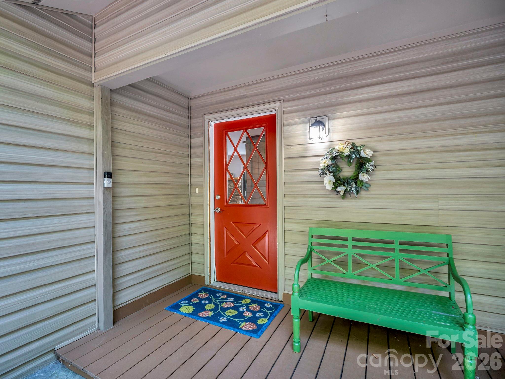 93 Guledisgonihi Court Property Photo 6