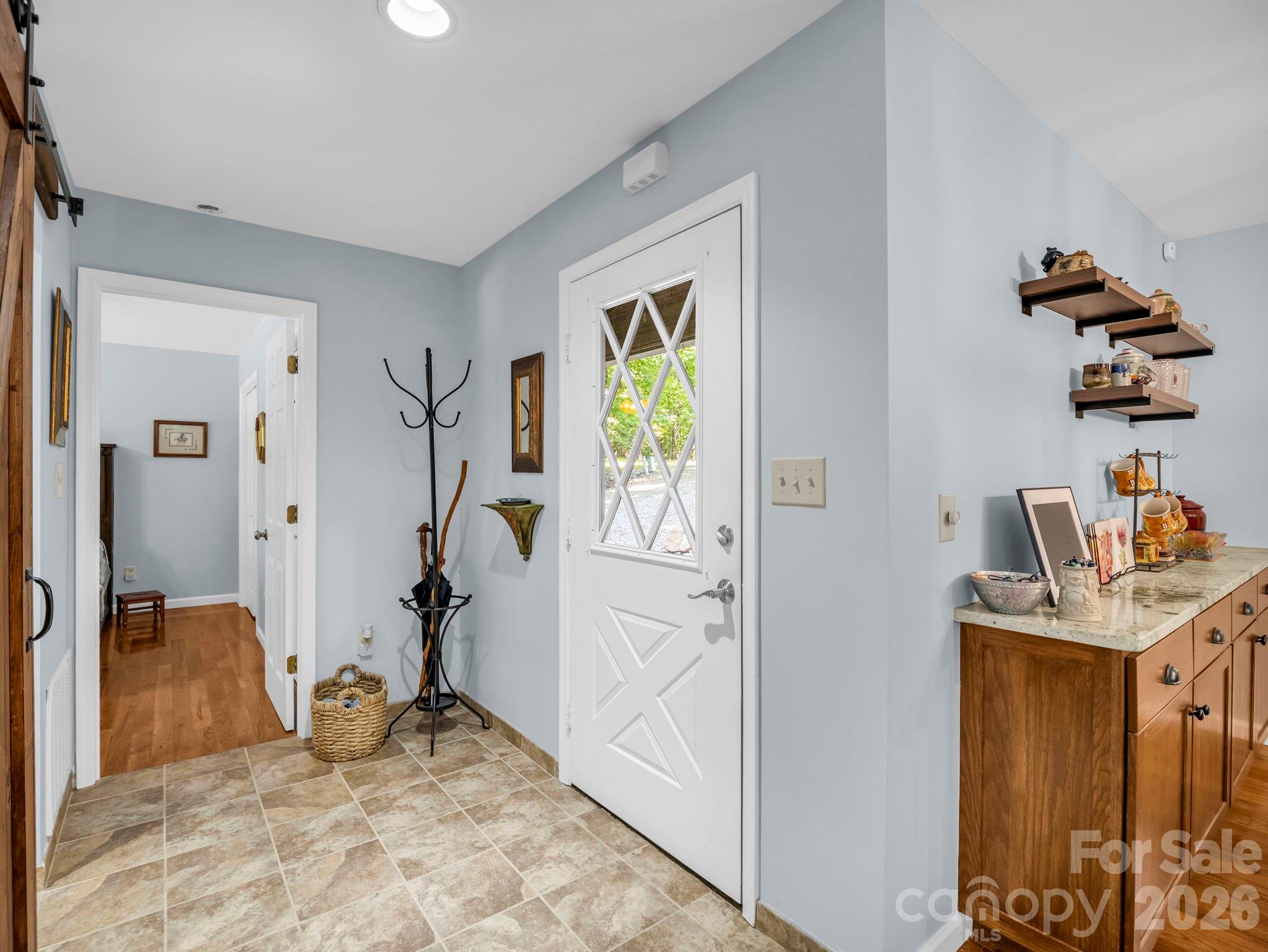 93 Guledisgonihi Court Property Photo 7