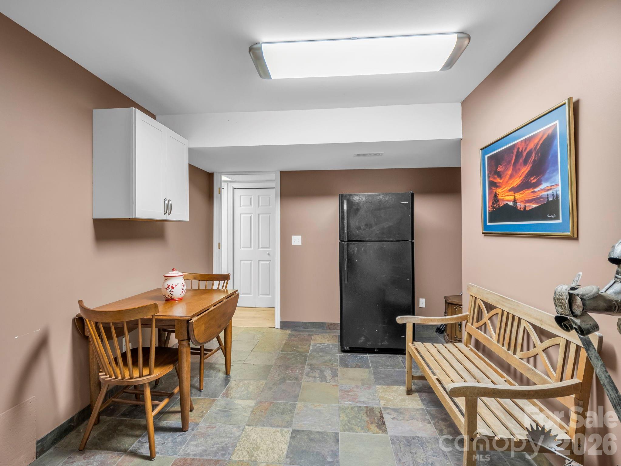 93 Guledisgonihi Court Property Photo 27