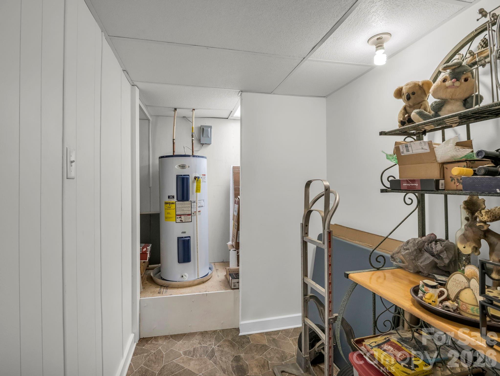 93 Guledisgonihi Court Property Photo 32