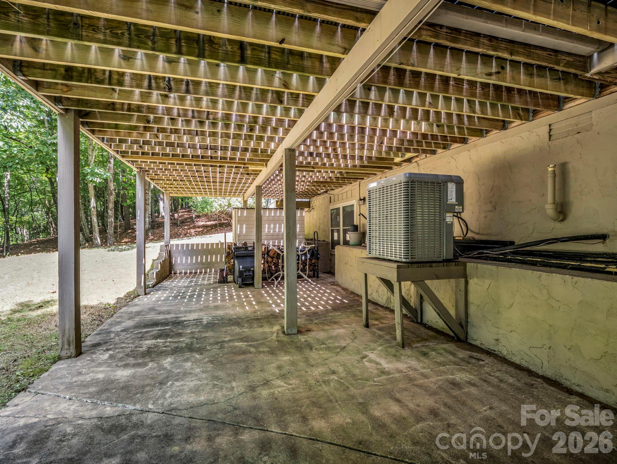 93 Guledisgonihi Court Property Photo 39