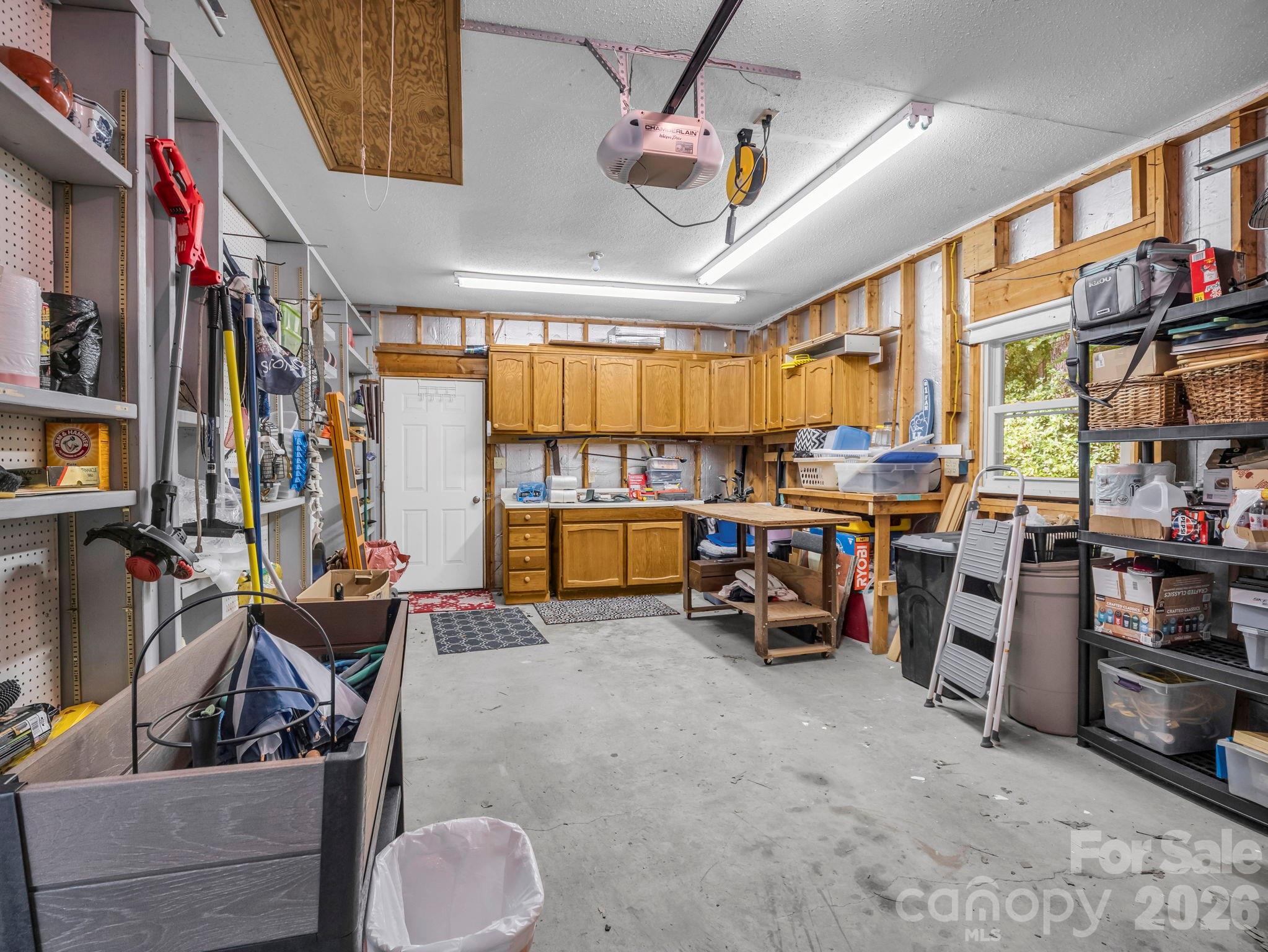 93 Guledisgonihi Court Property Photo 40
