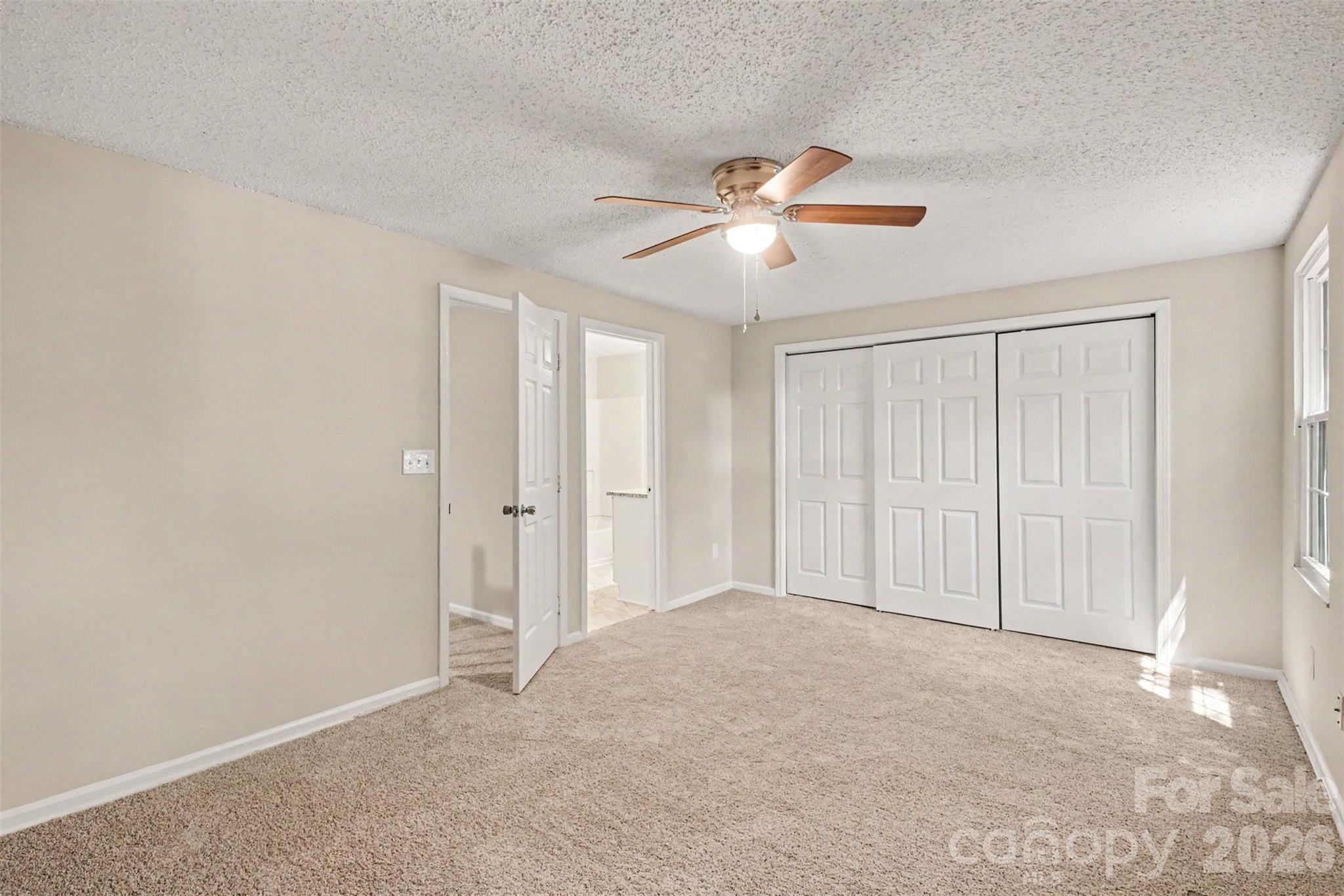 5912 Bayswater Lane Property Photo 6