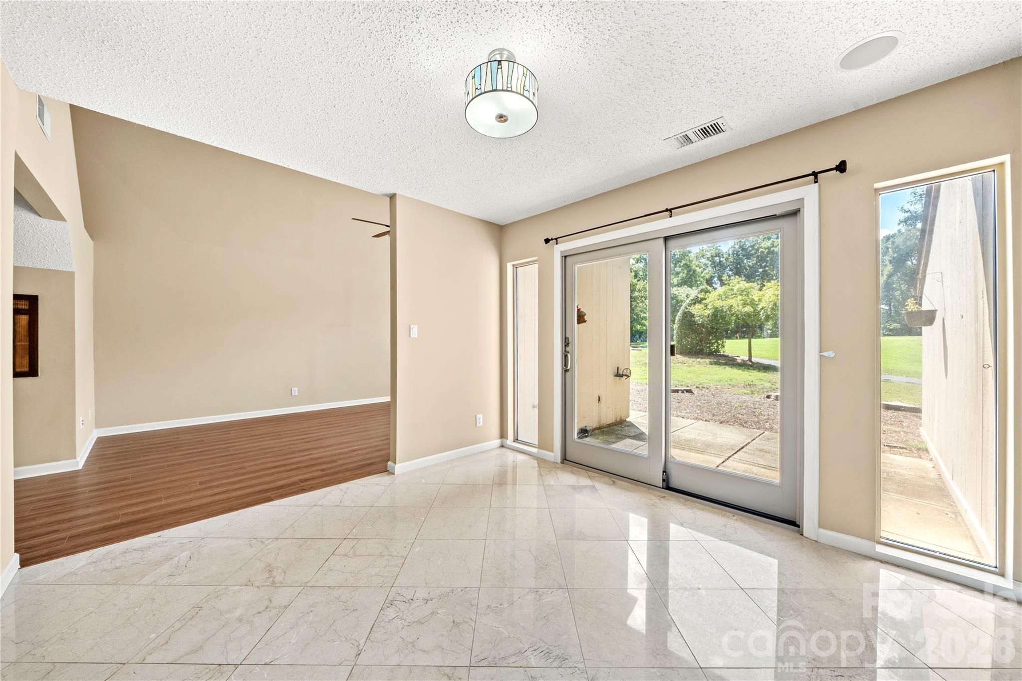 102 Ridgeport Road Property Photo 23