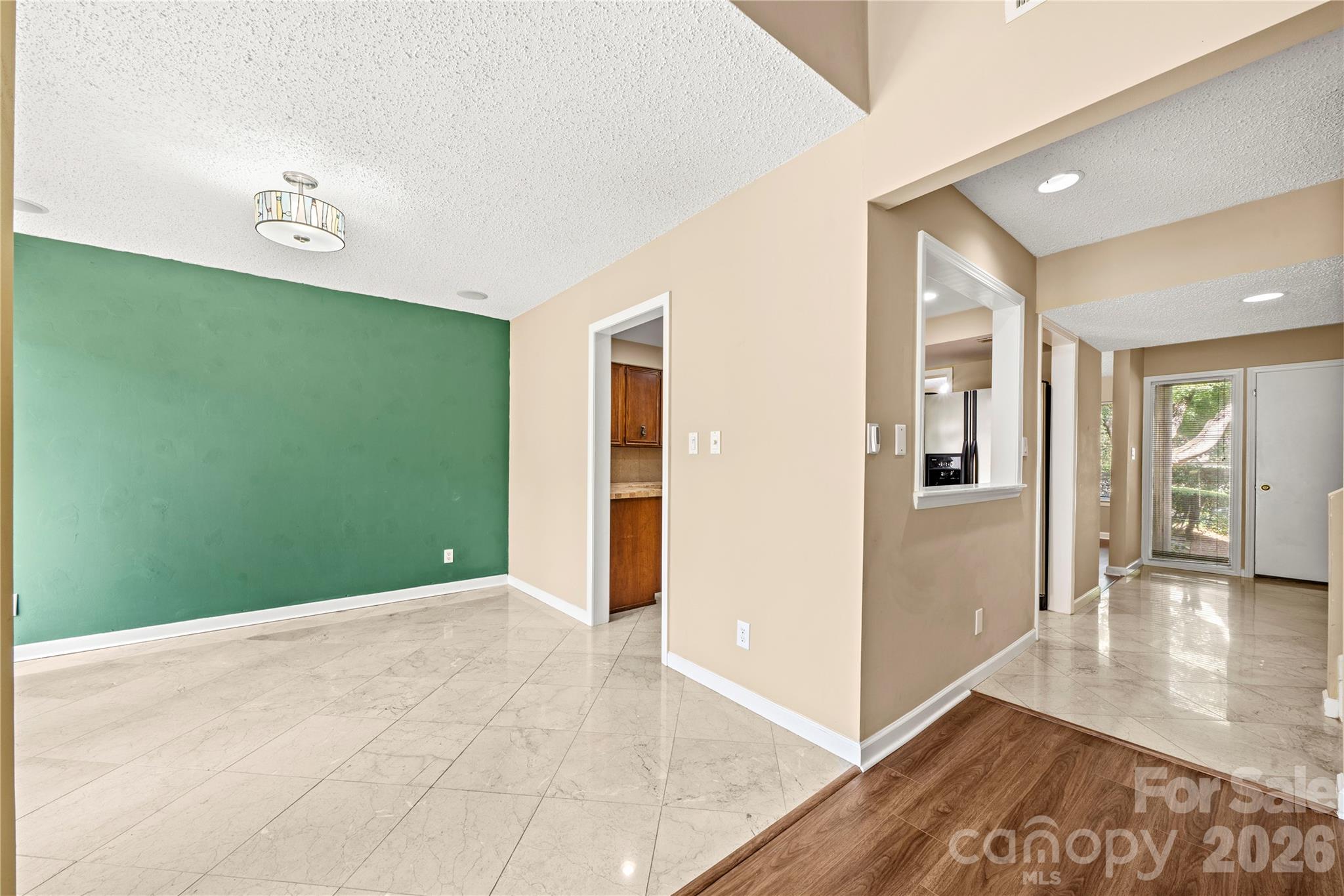 102 Ridgeport Road Property Photo 30