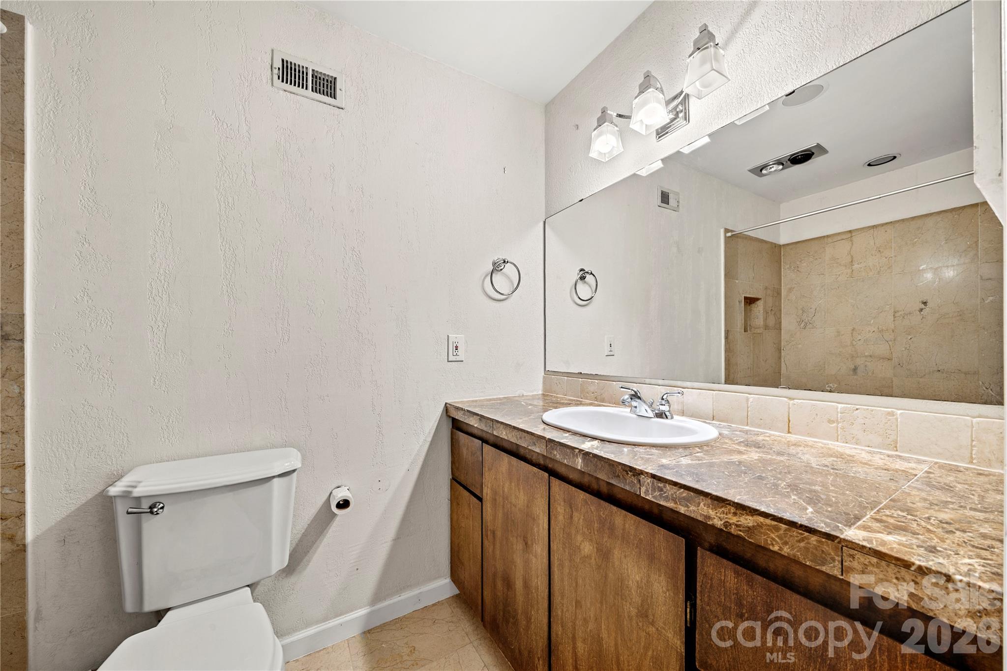 102 Ridgeport Road Property Photo 41