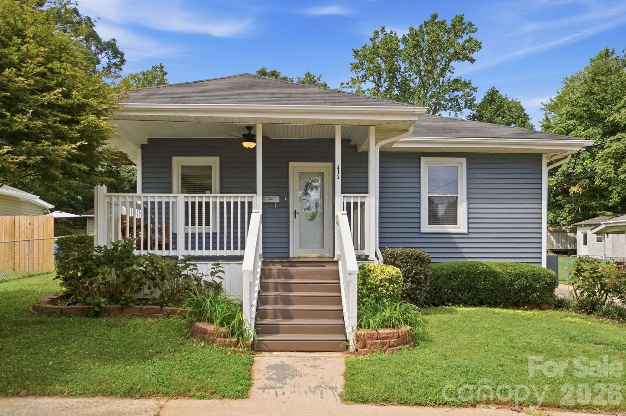 412 Link Street