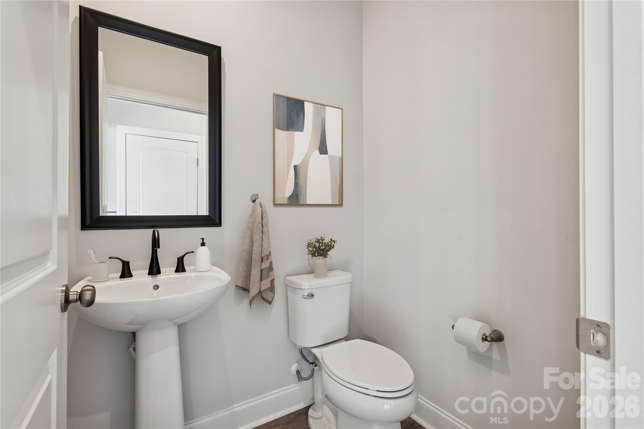 1425 Towns Valley Property Photo 32