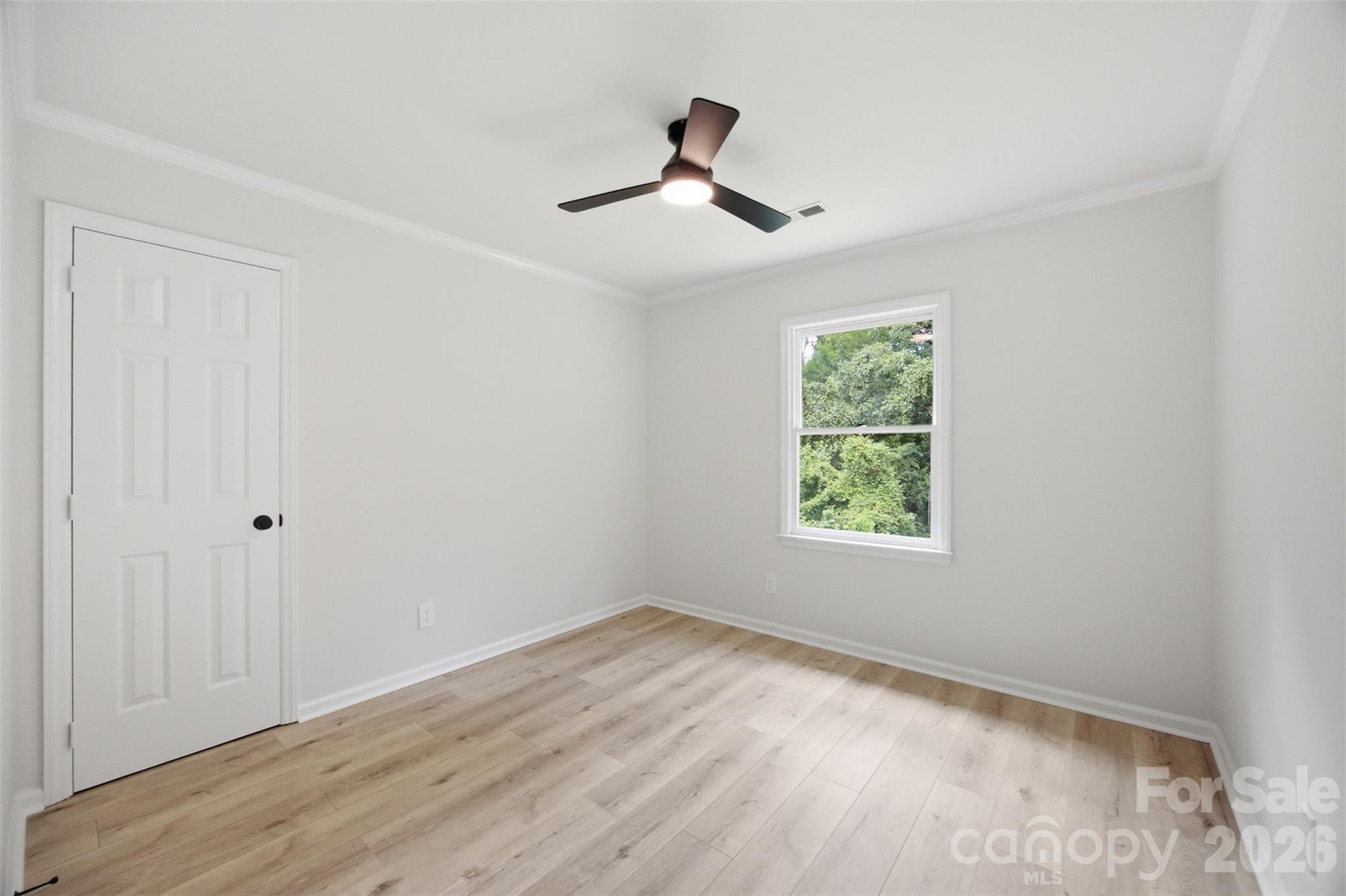 7241 Mcteal Place Property Photo 33