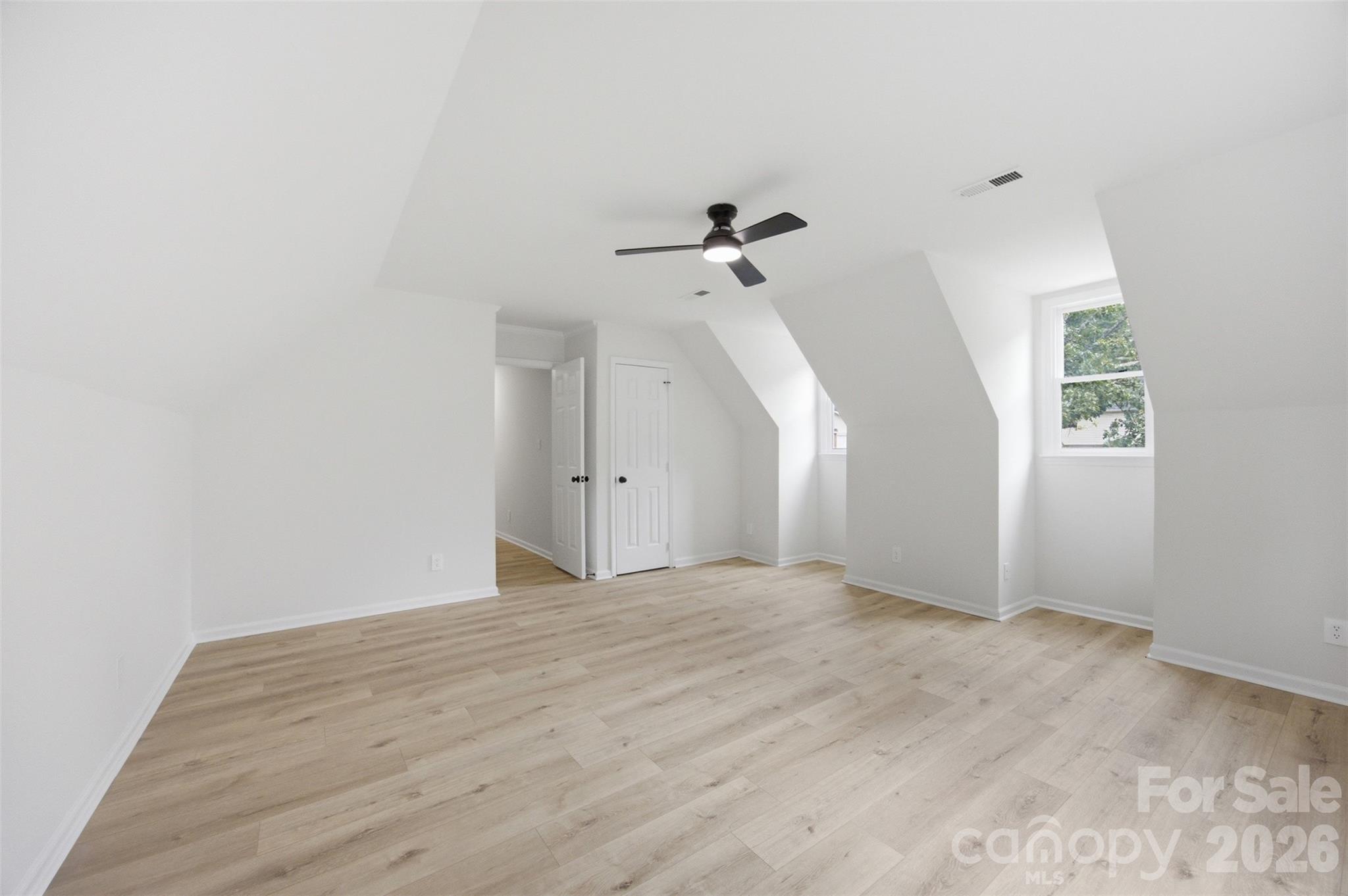 7241 Mcteal Place Property Photo 37