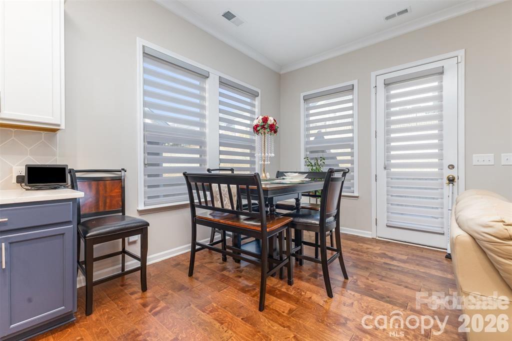 19004 Dry Narrows Way Property Photo 6