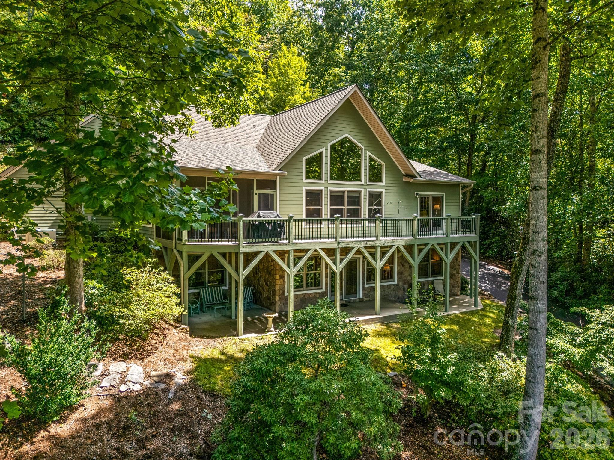 38 Mountain Crest Drive Property Photo 11