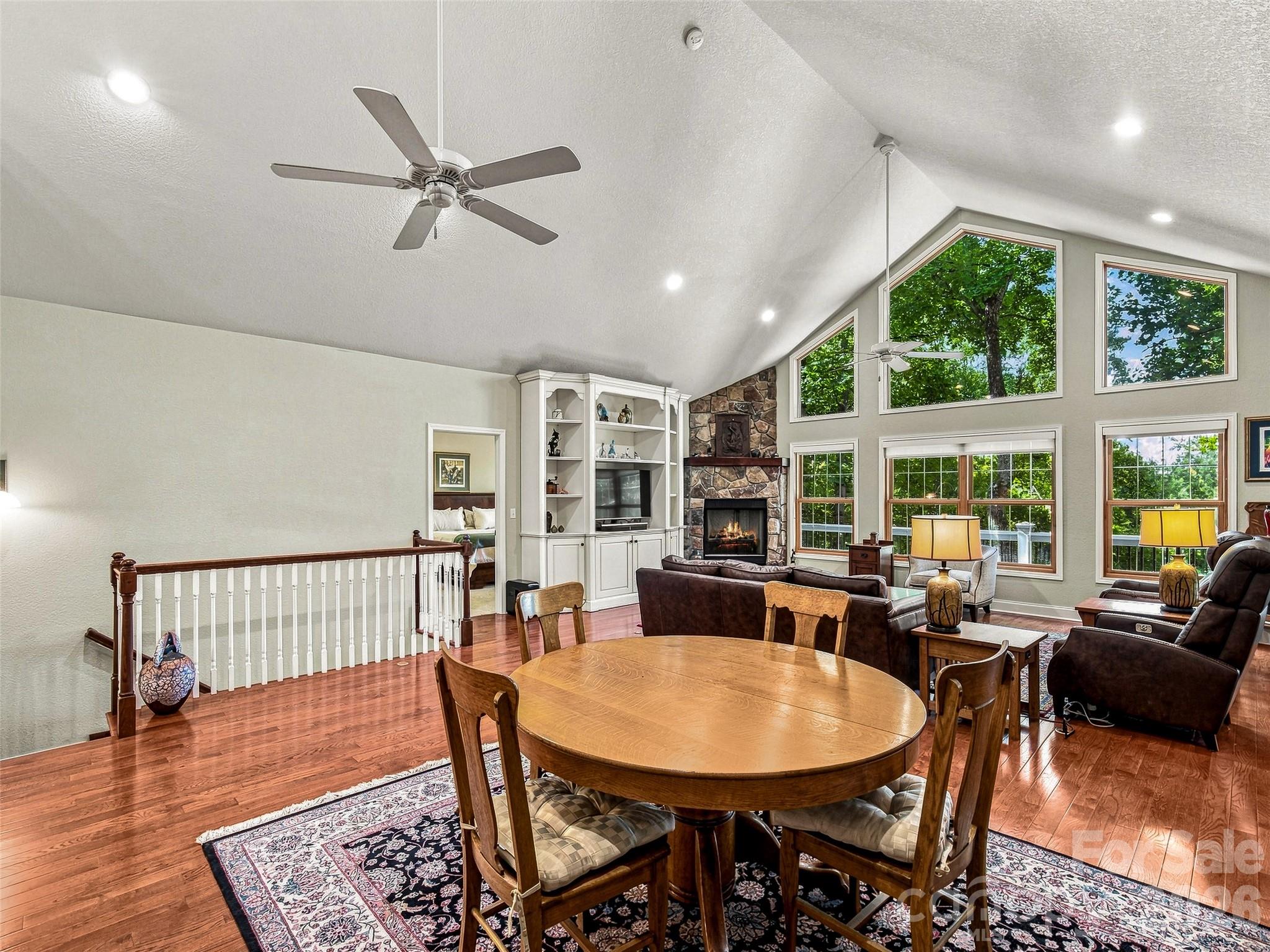 38 Mountain Crest Drive Property Photo 16