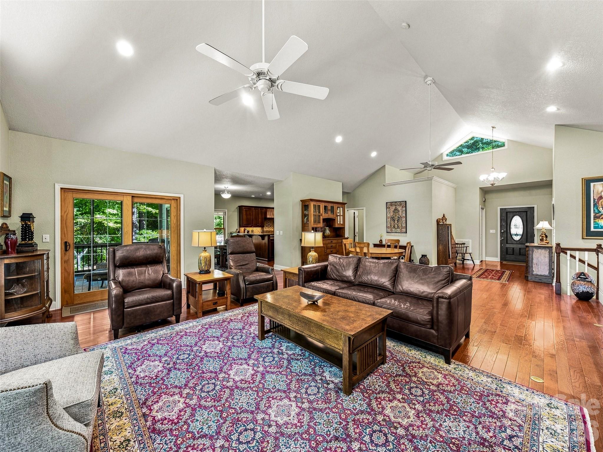 38 Mountain Crest Drive Property Photo 20