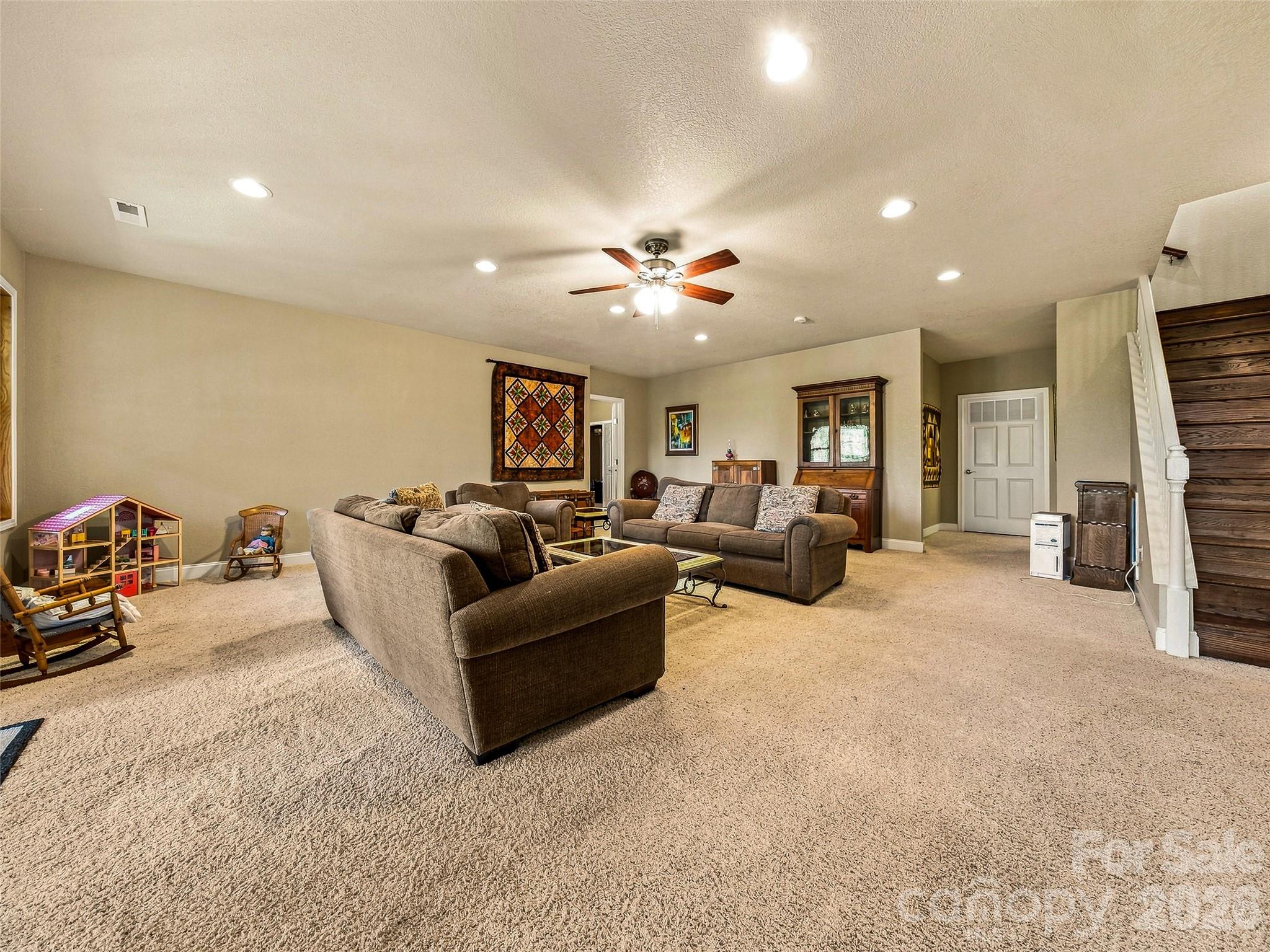 38 Mountain Crest Drive Property Photo 44