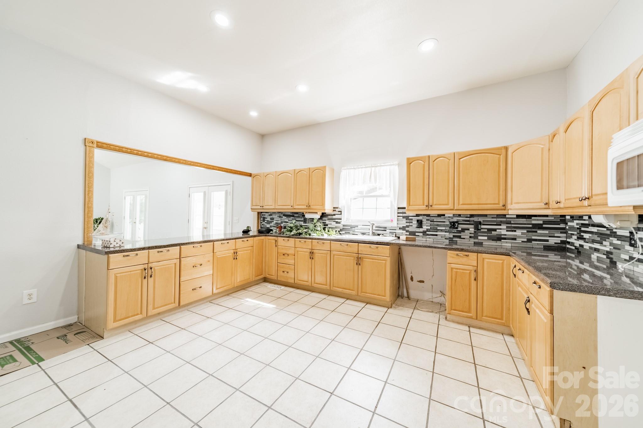 1673 Forest Ridge Drive Property Photo 44