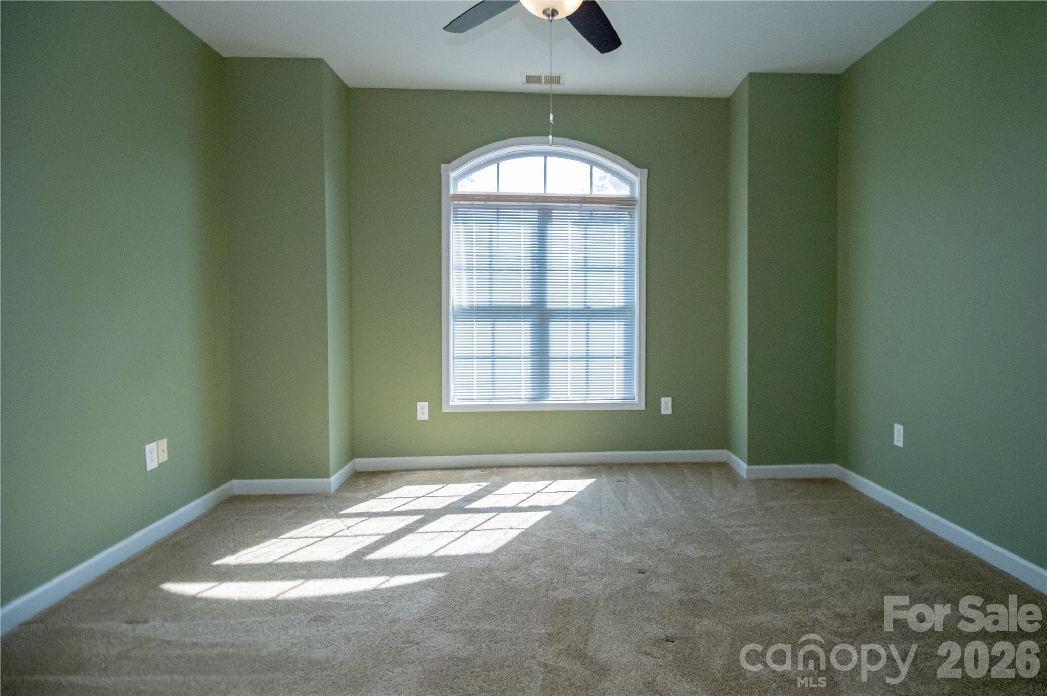 105 E Commons Drive Property Photo 29
